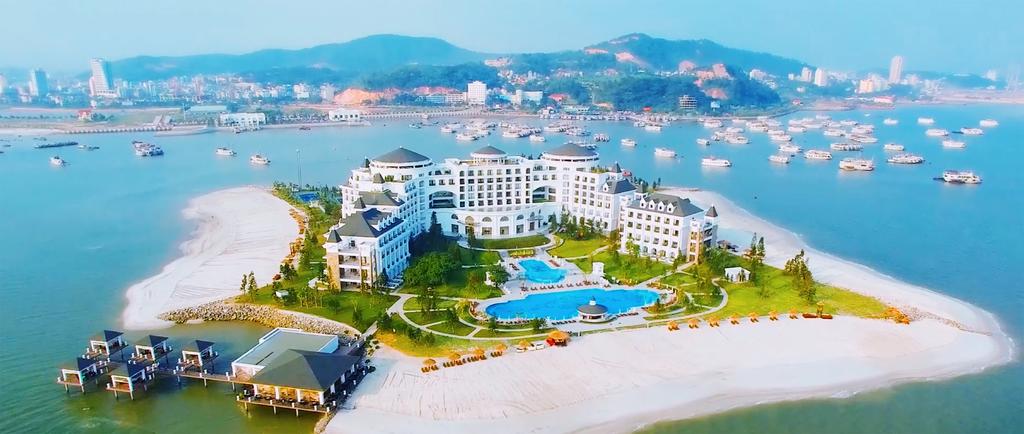 vinpearl-Ha-Long-Bay-resort