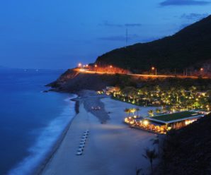 Top 8 khách sạn ở Nha Trang 4- 5- 6 sao tốt đẹp nhất gần biển, trung tâm